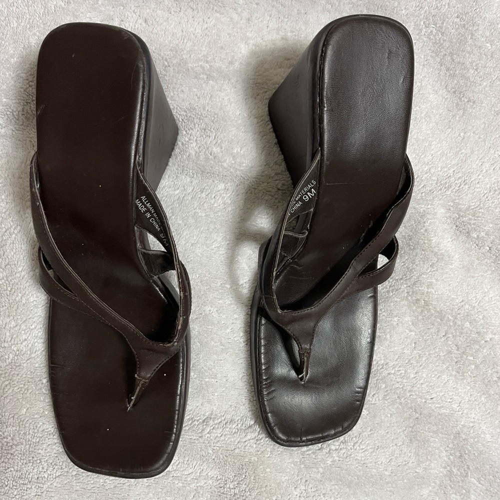 Dark Brown Size 9 Wedge